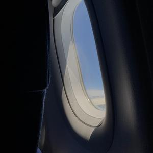 女人想两个男搞是不是很舒服
